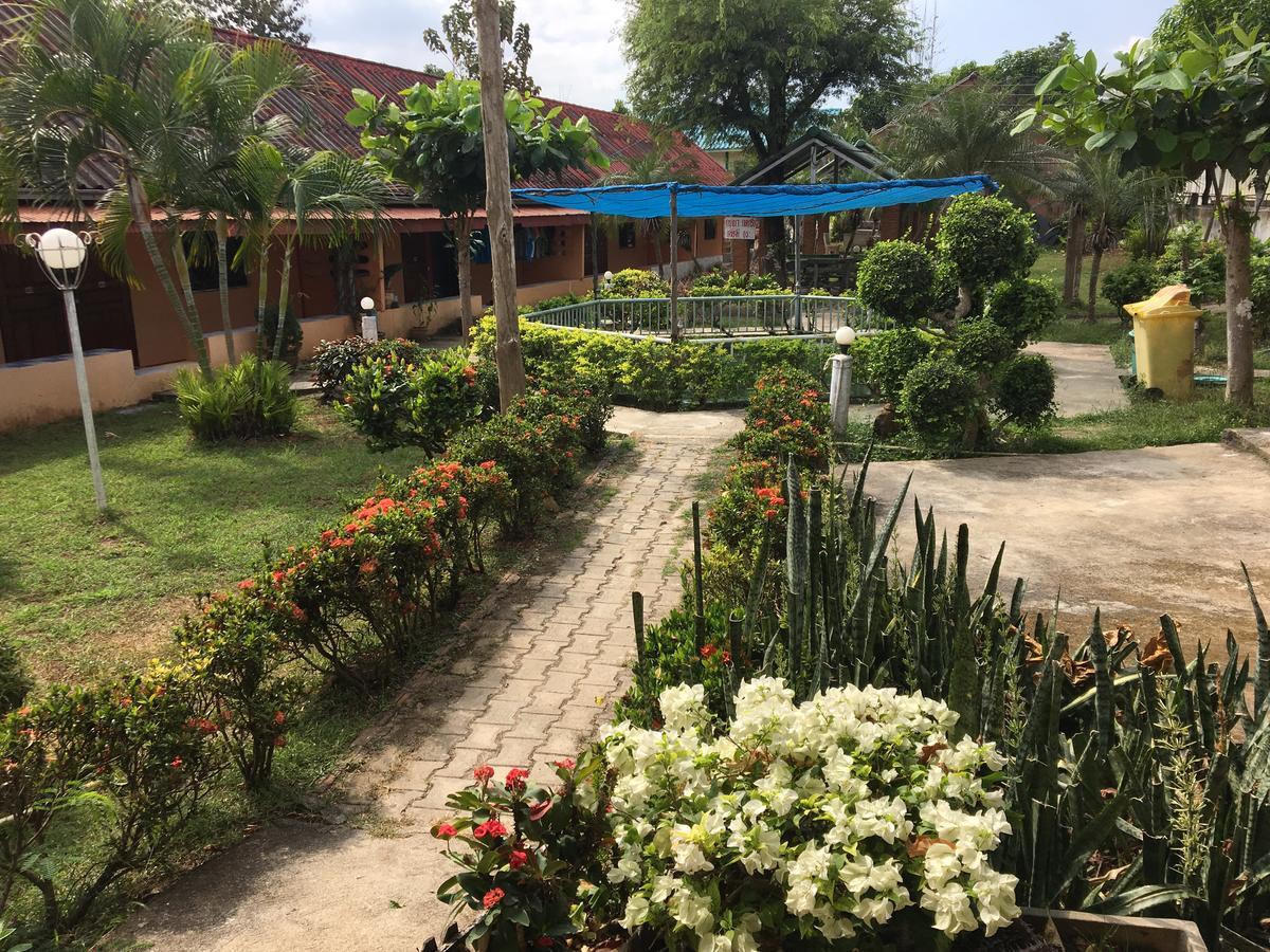 Sunshine Guesthouse 매솟 외부 사진
